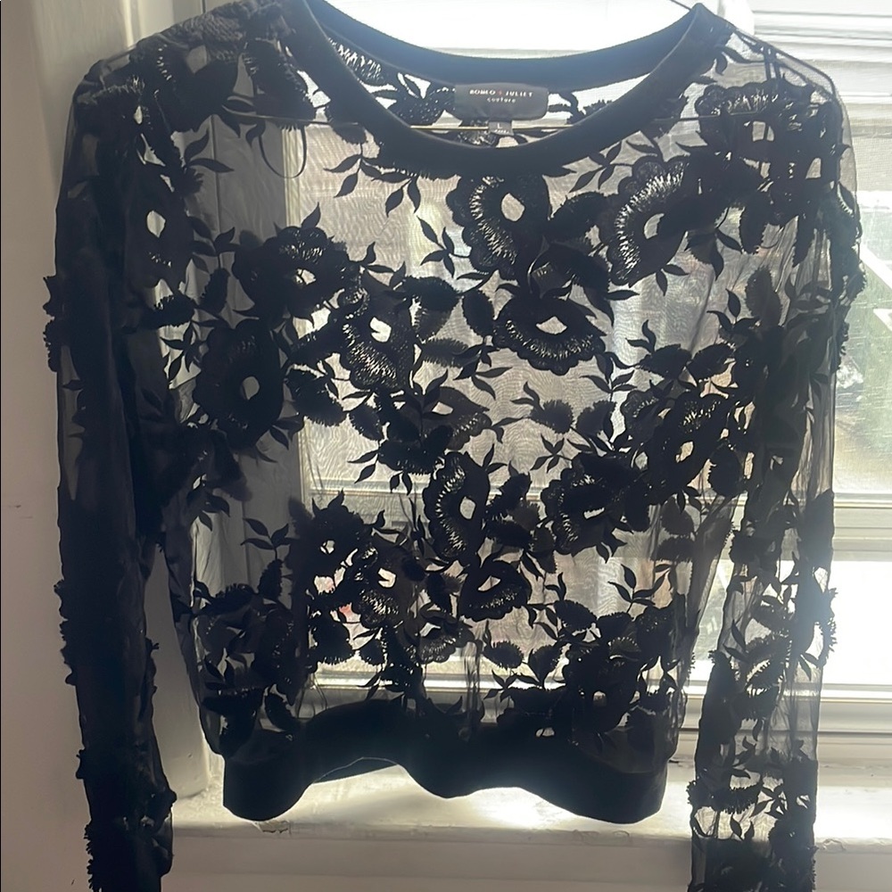 Romeo & Juliet Couture Black Embellished Floral Lace Blouse